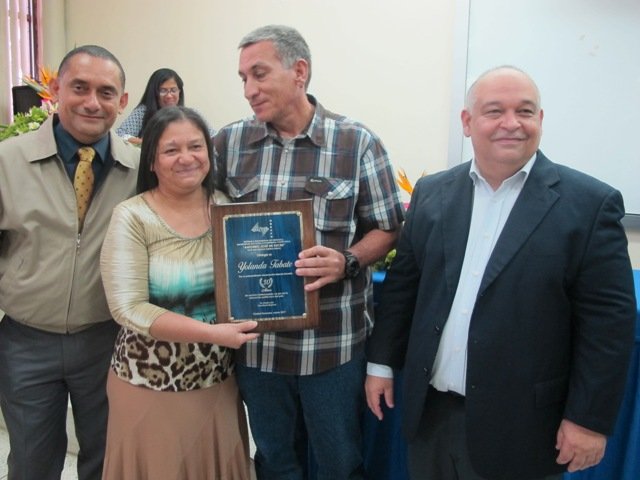 Yolanda Tábate (30 años de servicio)